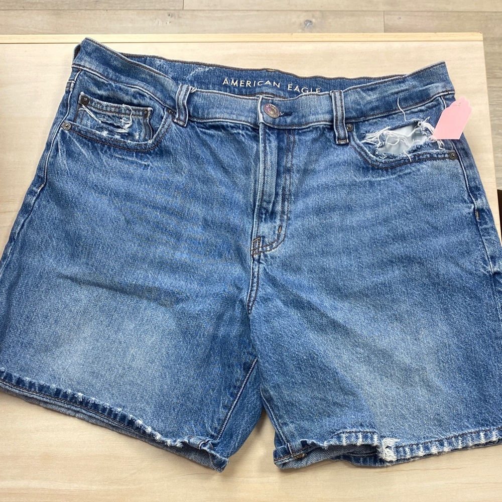 American Eagle Outfitters Blue Jean Shorts sz 14